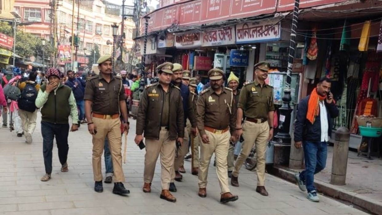 Encroachments removed from 530 places in Varanasi case filed against 107 and 19 arrested