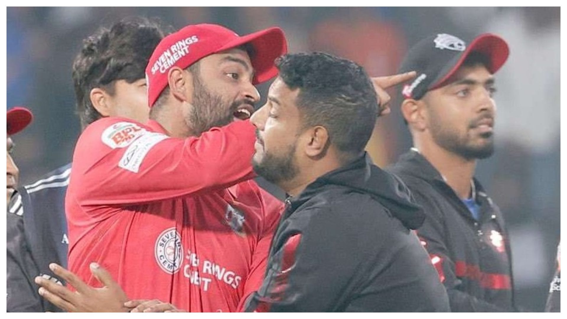 Bangladesh Premier League 2025 Alex Hales and Tamim Iqbal clash in field, gives clarification on the matter