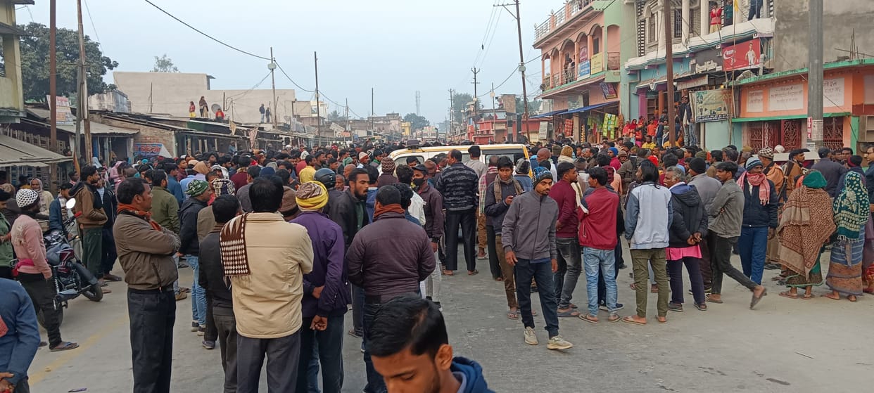 Bihar News: Middle-aged man dies in road accident in Supaul, people create ruckus in protest