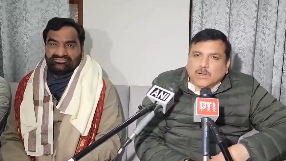 Delhi Assembly Elections 2025 RLP President Hanuman Beniwal supports Aam Aadmi Party