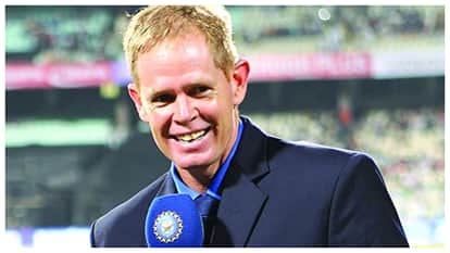 Explainer: Can the Pink Ball Save Test Cricket from Bad Light? Shaun Pollock Suggests a Possible Solution