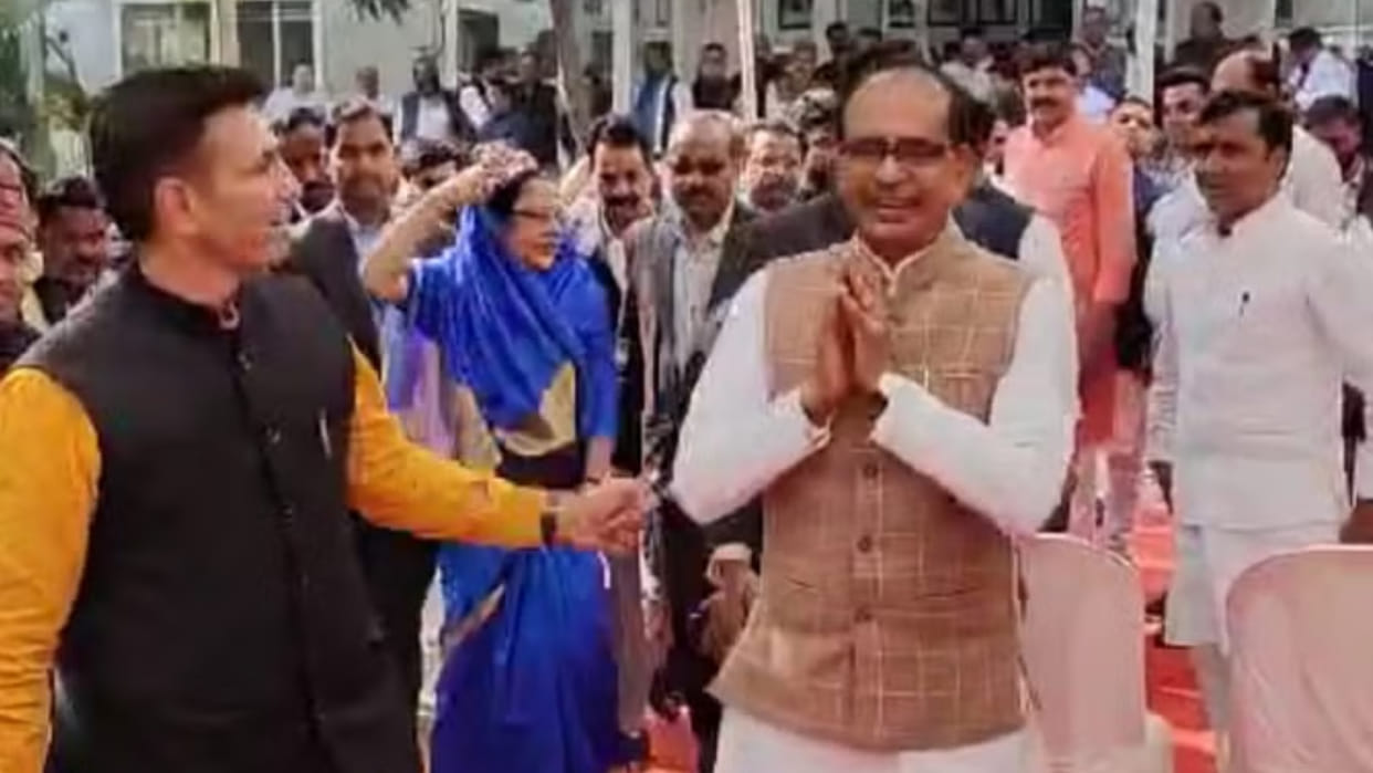 Bhopal: Agriculture Minister Shivraj Singh suddenly reached PCC Chief Jeetu Patwari's house, know what was the