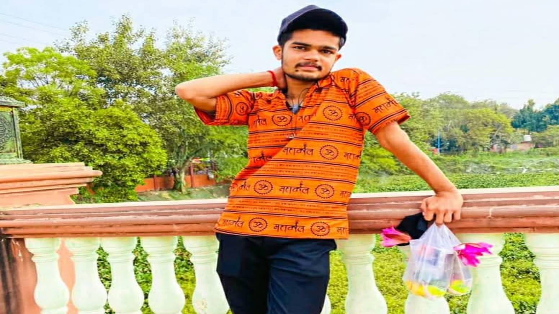 Umaria Road Accident Mother was dreaming of making her son an engineer son died in bus accident