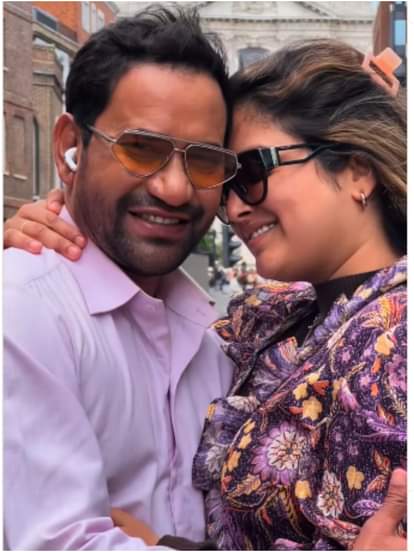 निरहुआ और आम्रपाली दुबे