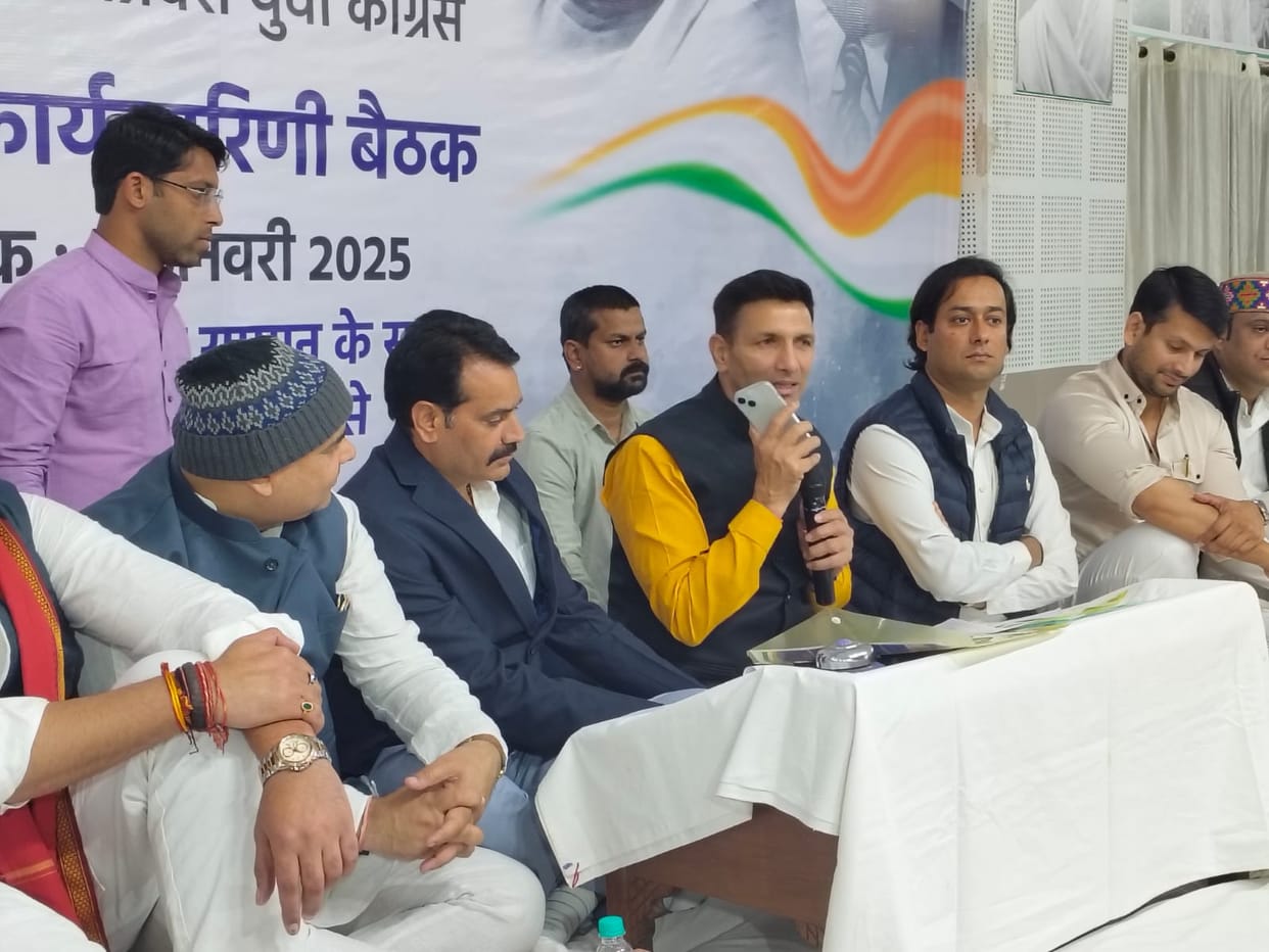 Bhopal: Patwari called the national president in the middle of the meeting of Youth Congress, said- issue the