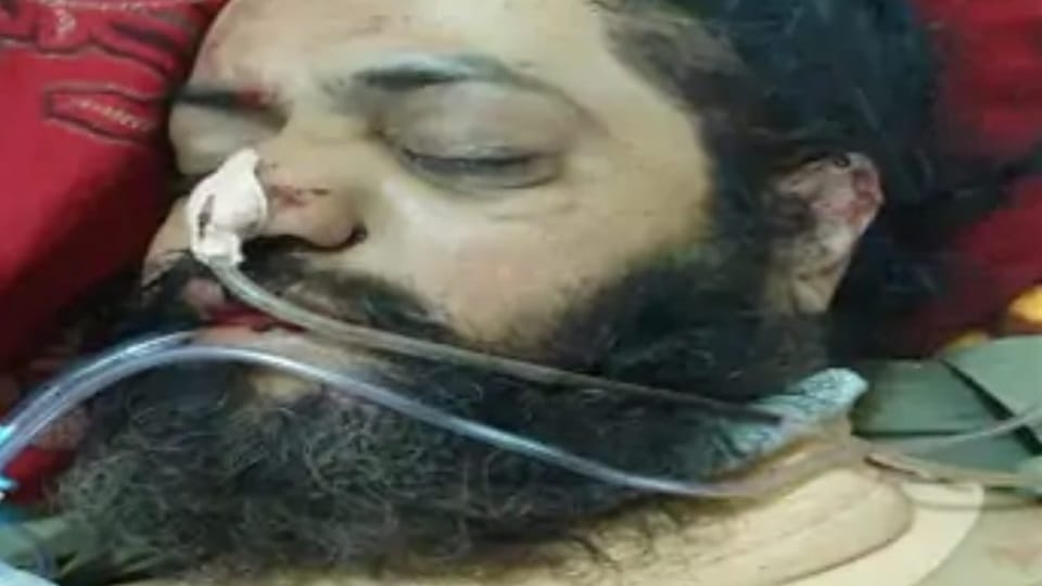 man returning home in Adampur had his throat slit by plastic thread