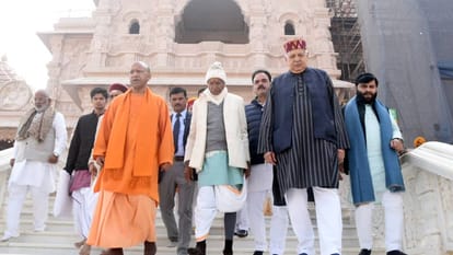 CM Yogi said On Pran Pratishtha Anniversary if we divide we face oppression religious places to bear brunt