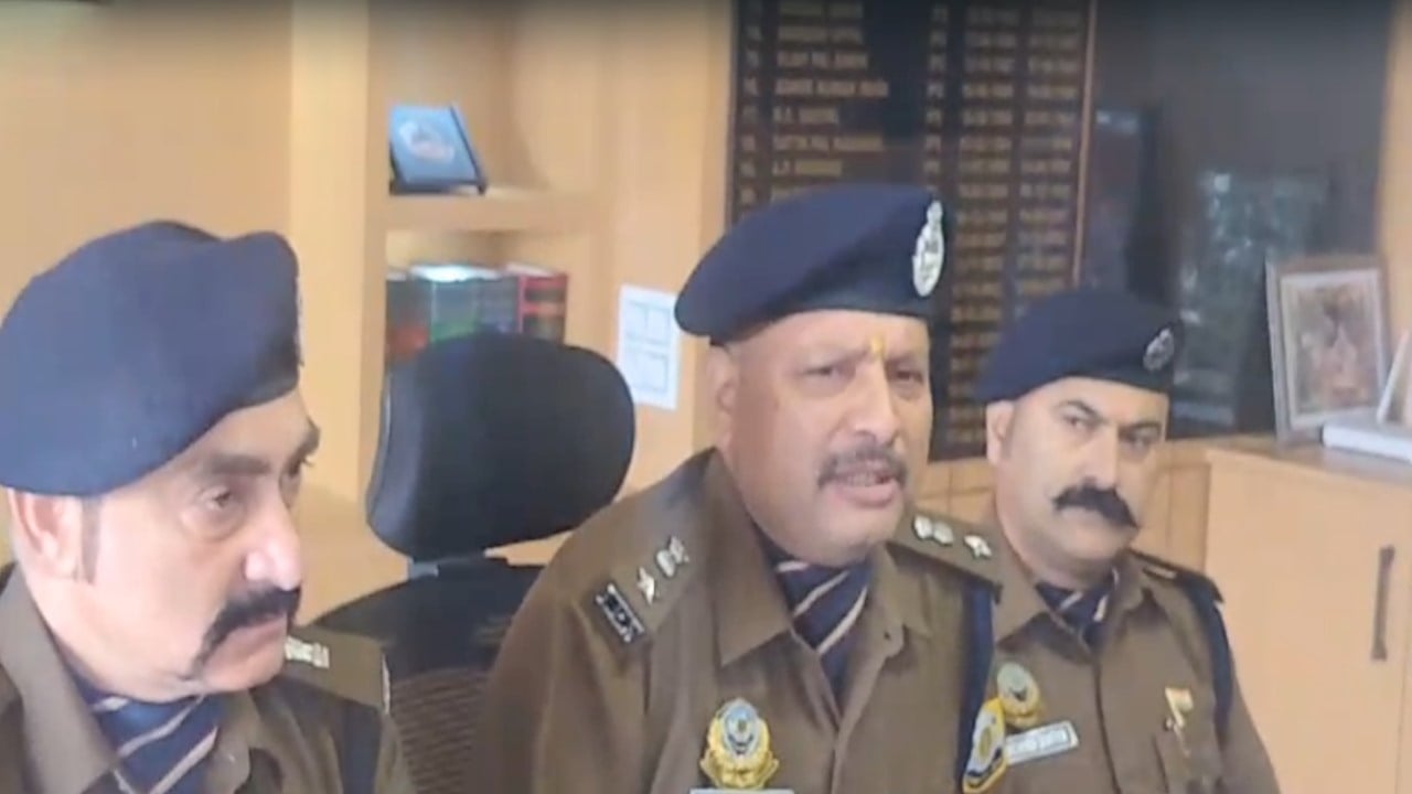 una Police registered a case against a Punjab gangster and his two shooters