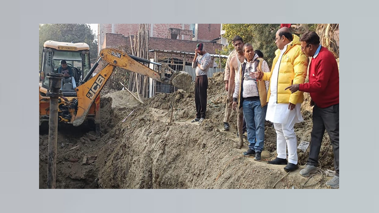 MLA Surendra Maithani said If leakage is not fixed, I will get the line of your house cut too
