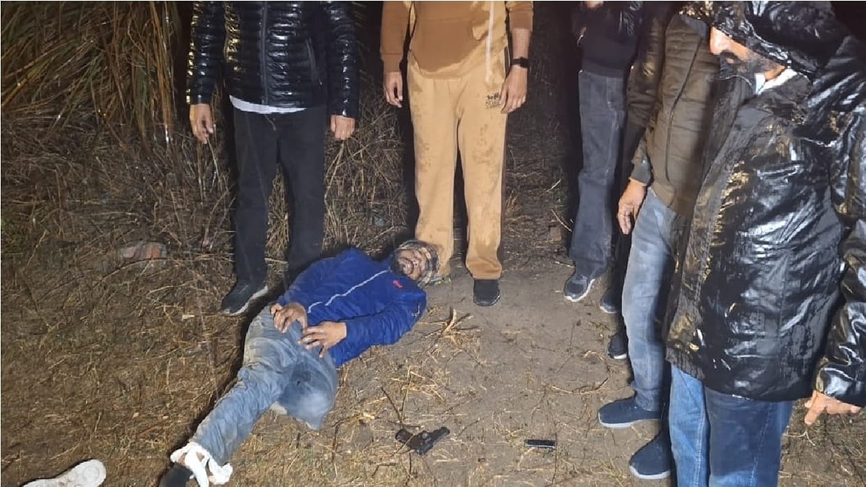 Encounter between 3 henchmen of Lawrence gang who came to collect extortion money and Punjab Police