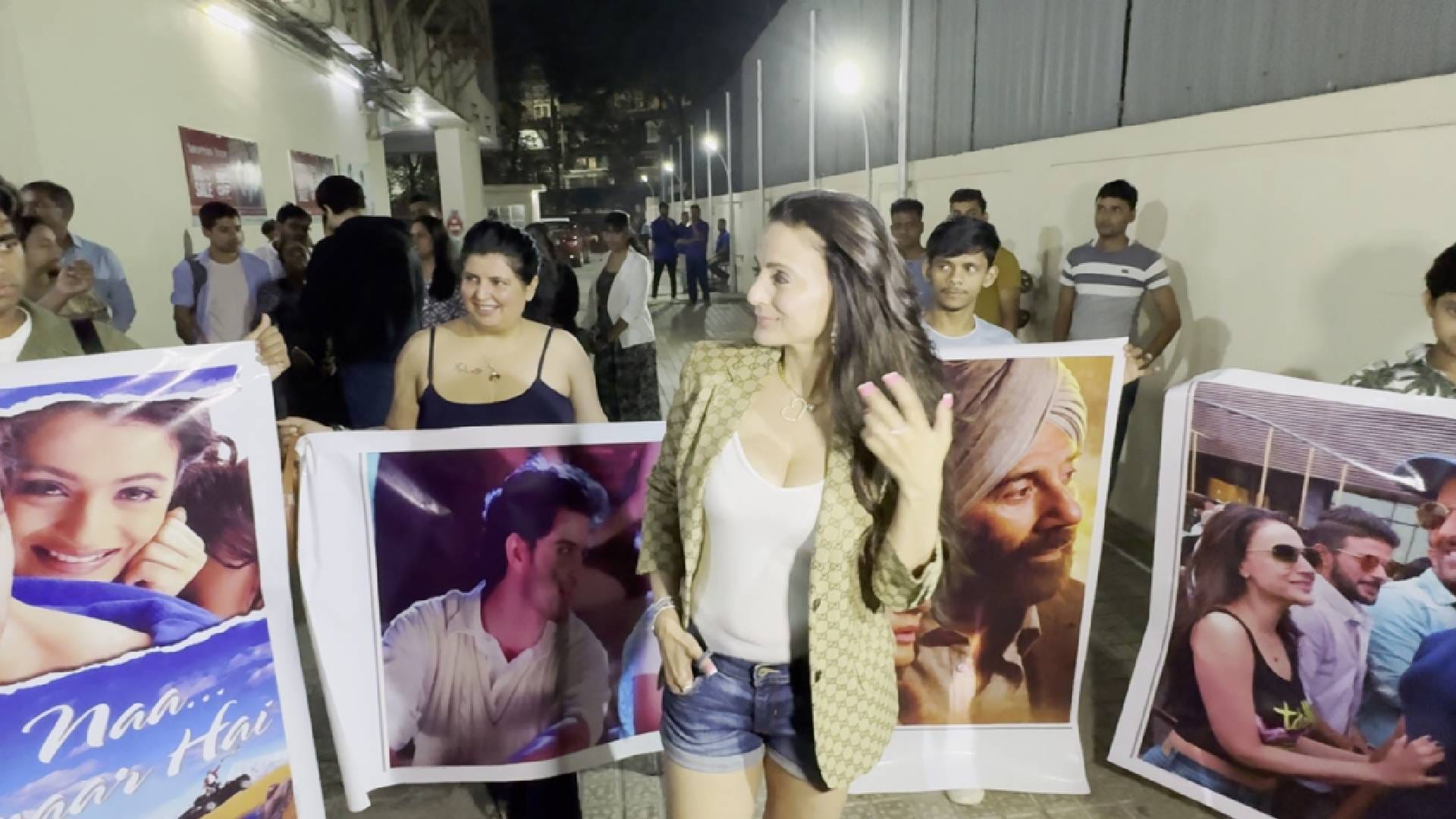 ameesha patel at kaho naa pyaar hai film screening and 25 years in industry with parents brother ashmit patel