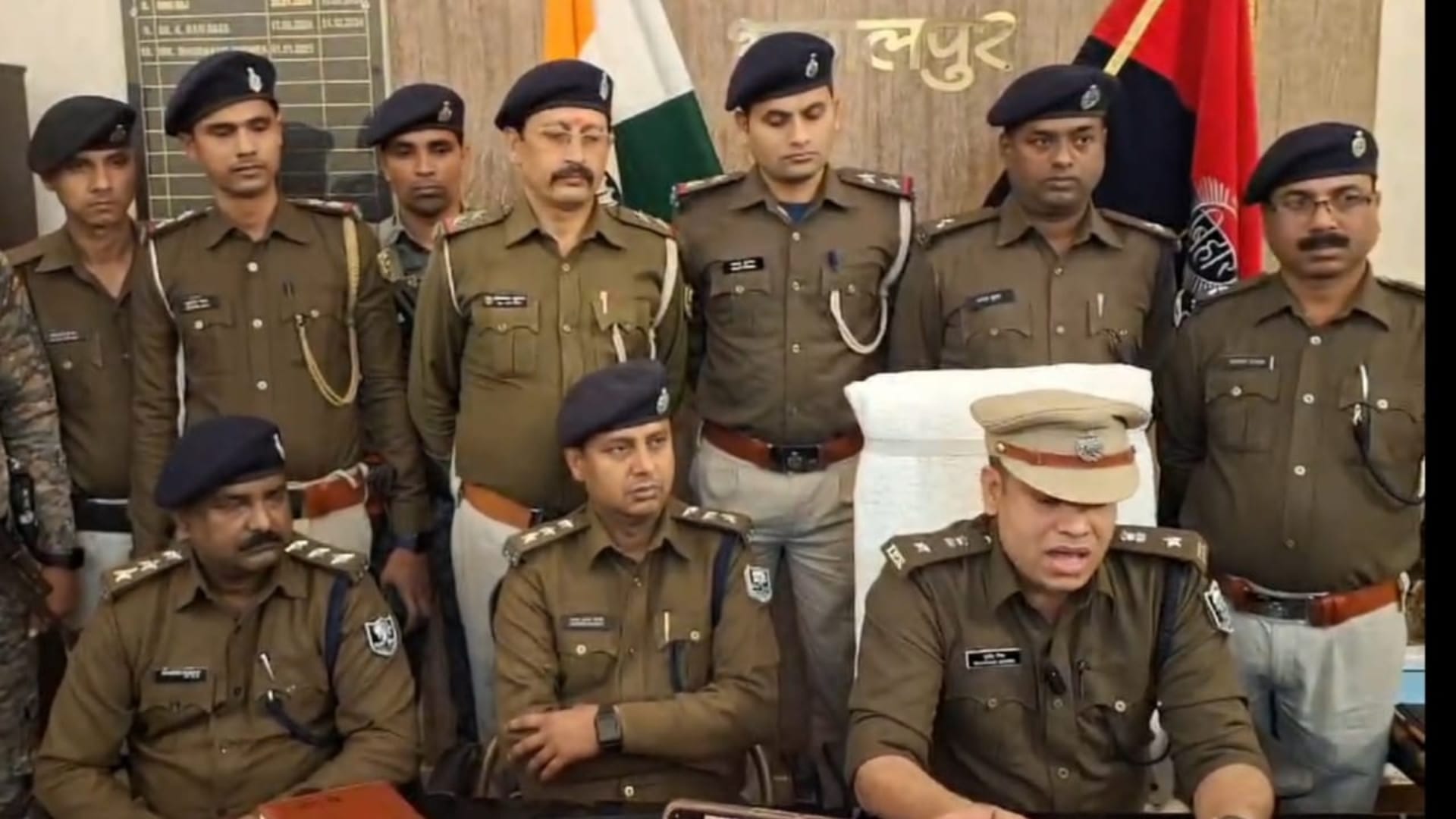 पुलिस ने किया खुलासा।