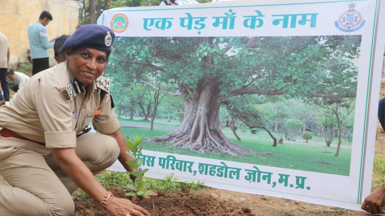 Shahdol DIG advised to avoid pregnancy on full moon day