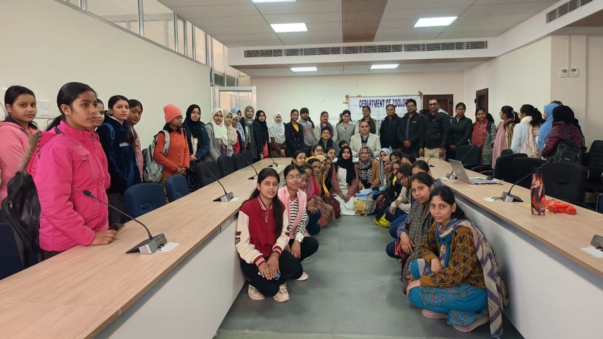 Information given to girl students about the impact of Artificial Intelligence in environmental studies.