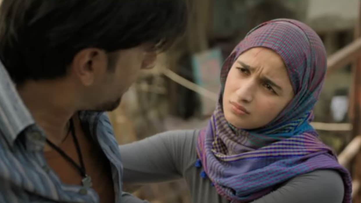 Vicky Kaushal and Ananya Panday to join Gully Boy sequel replace alia bhatt ranveer singh as per report