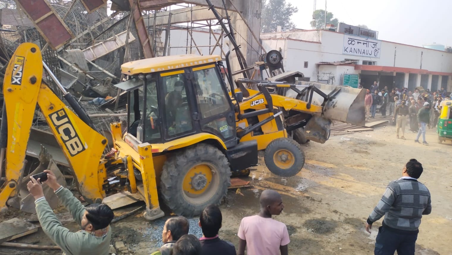 Kannauj accident Lives searched for 16 hours in rubble, no casualties
