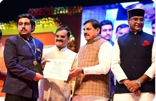MP News: Swami Vivekananda Yuva Shakti Mission launched, CM said - making youth empowered and self-reliant