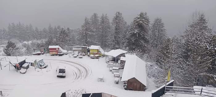 Uttarakhand Weather Update Today Heavy Snowfall Covered Mussoorie Nainital auli chakrata Beautiful Valley