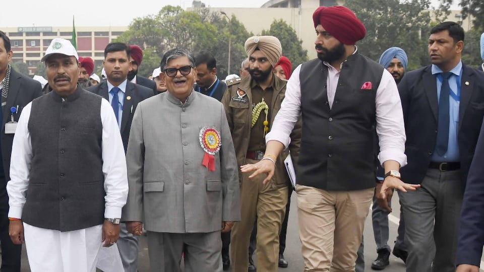Punjab Governor Gulab Chand Kataria will march 80 kilometers on foot against drug abuse