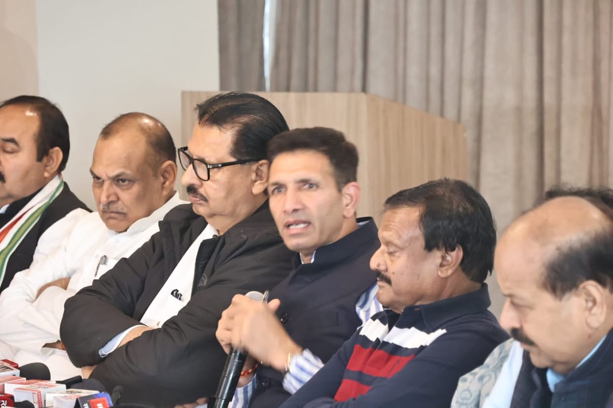 Indore: State Congress President Jeetu Patwari said that Indore residents are paying the price for giving 9 se