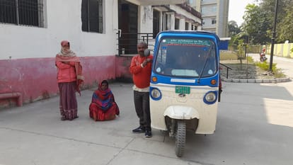 Purnea News: Girl became victim of dowry after love marriage, suicide creates sensation in village