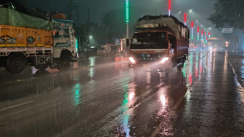 Weather: Chill increased due overnight rain and winds Moradabad, weather department issued alert, see photos