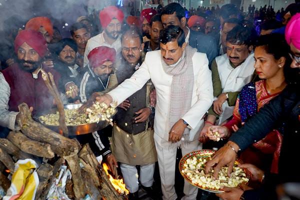 MP News: CM Dr. Yadav said - Lohri is a festival to salute the generosity of Mother Earth and the hard work of