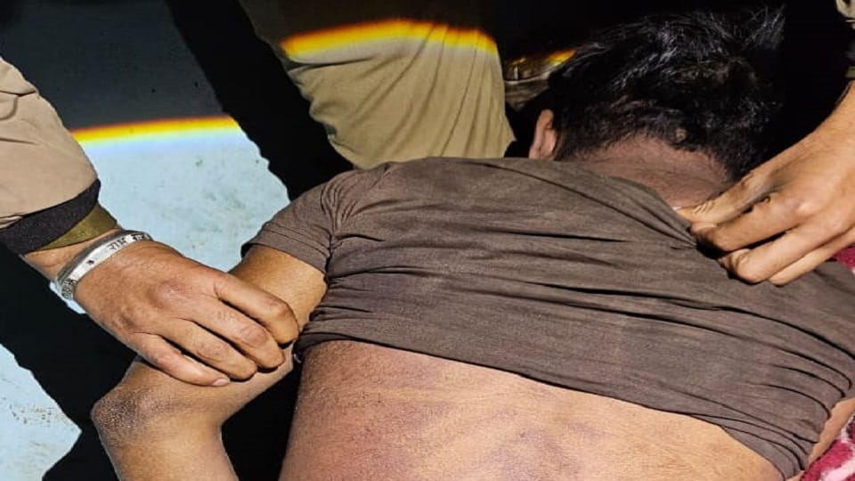young man found dead in room injury marks on his body police started investigation