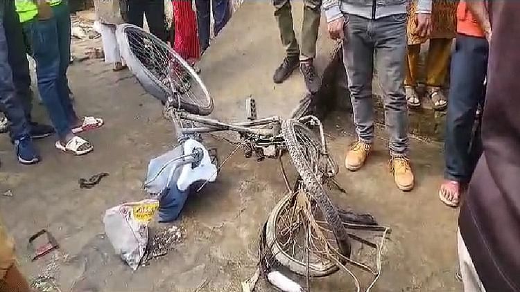 Agra: गैस सिलेंडर फटने से फैली दहशत; धमाके की आवाज सुन लगाई दाैड़; तीन घायल अस्पताल में भर्ती
