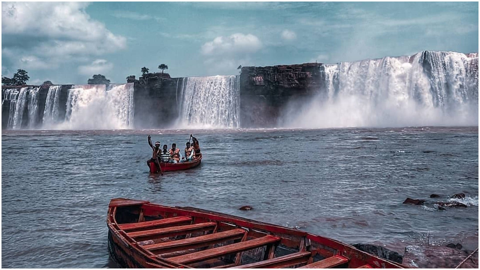 Mahakumbh 2025 Hill Station Near Prayagraj to Visit Know Names and Location Full Details