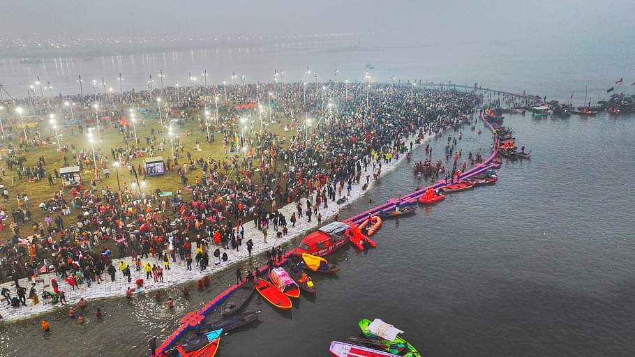 Mahakumbh 2025 Grand Inauguration in Prayagraj Lakh Of Devotees First Shahi Snan Check Photos