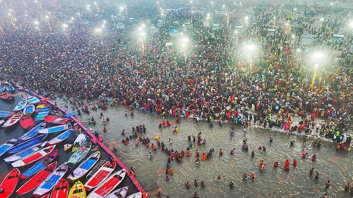 Mahakumbh 2025 PM Modi Tweets Mahakumbh  a Celebration of Faith and Harmony, News in Hindi