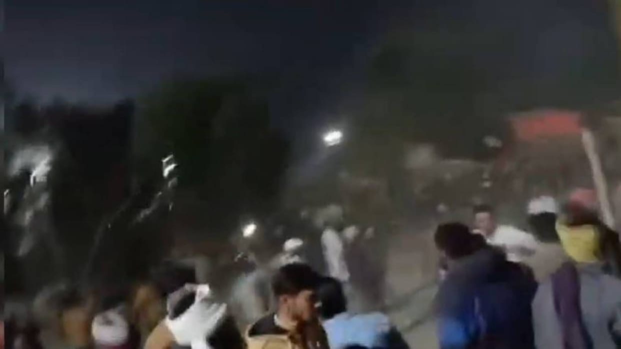 Betul News Dispute between laborers and farmers in Sohagpur sugar mill four people injured case registered