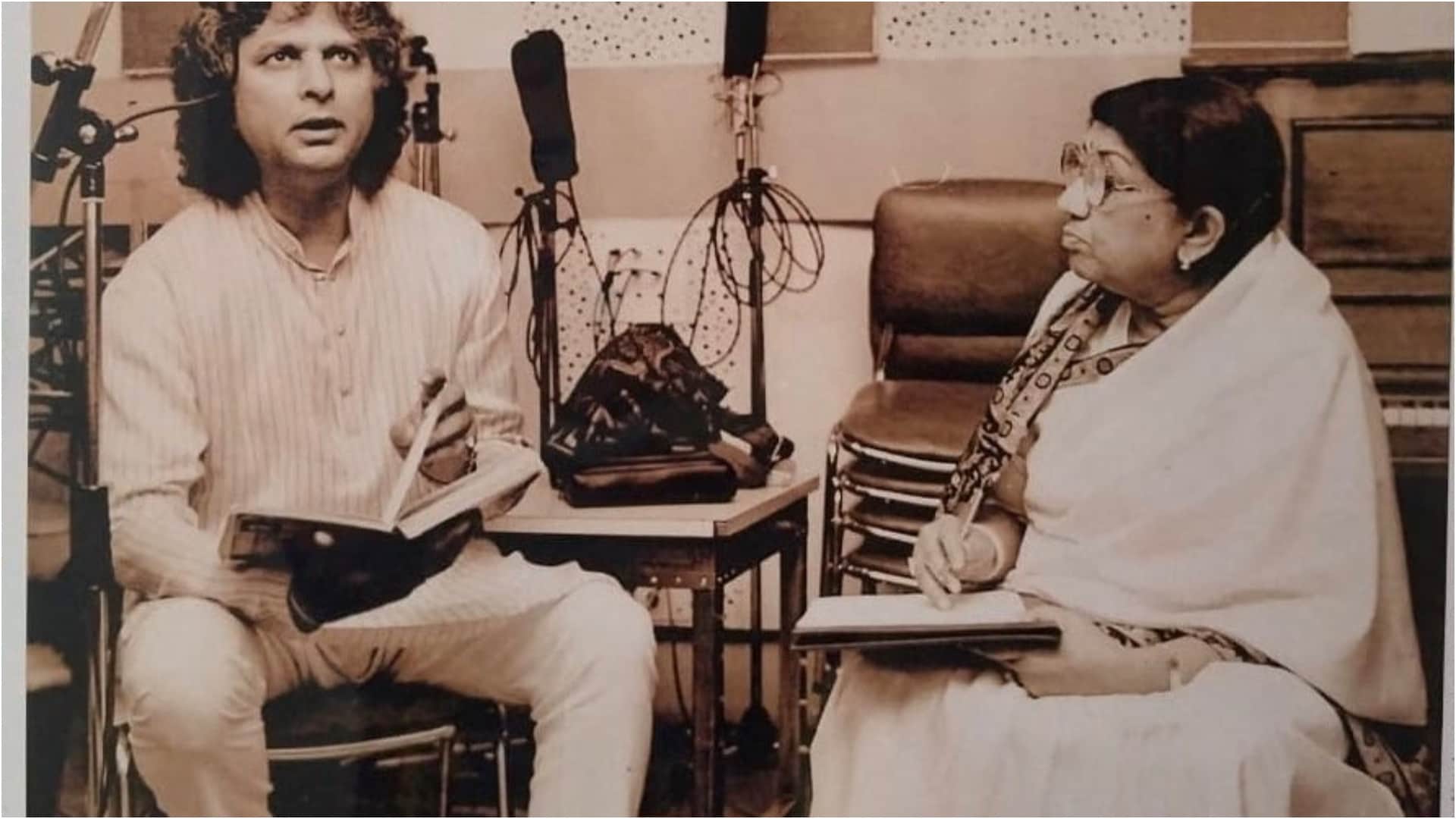 Santoor player Shivkumar Sharma birth anniversary know his life journey and collaboration hariprasad chaurasia