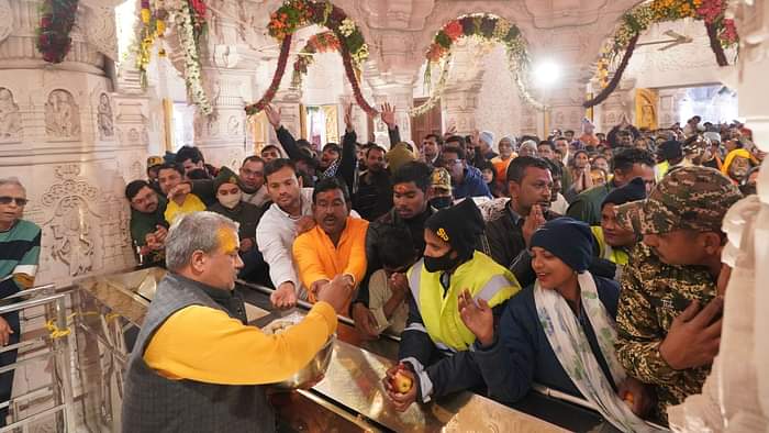 Chappan bhog offered to Ramlala on Makar Sankranti.