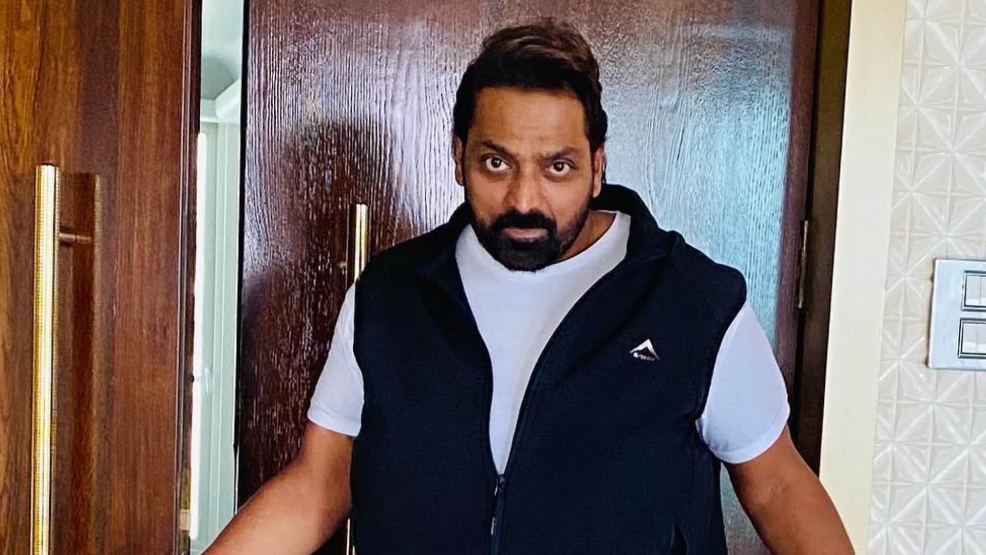 Allu Arjun break his foot and suffered neck injury during pushpa 2 song Jathra shooting reveals Ganesh Acharya