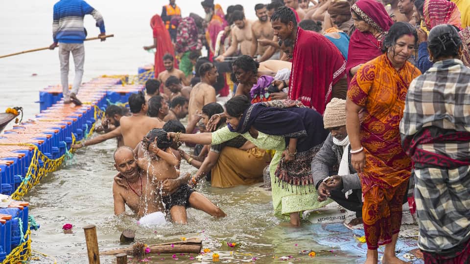Ardha Kumbh Kumbh Purna Kumbh and Maha Kumbh know what is difference how is calculation done