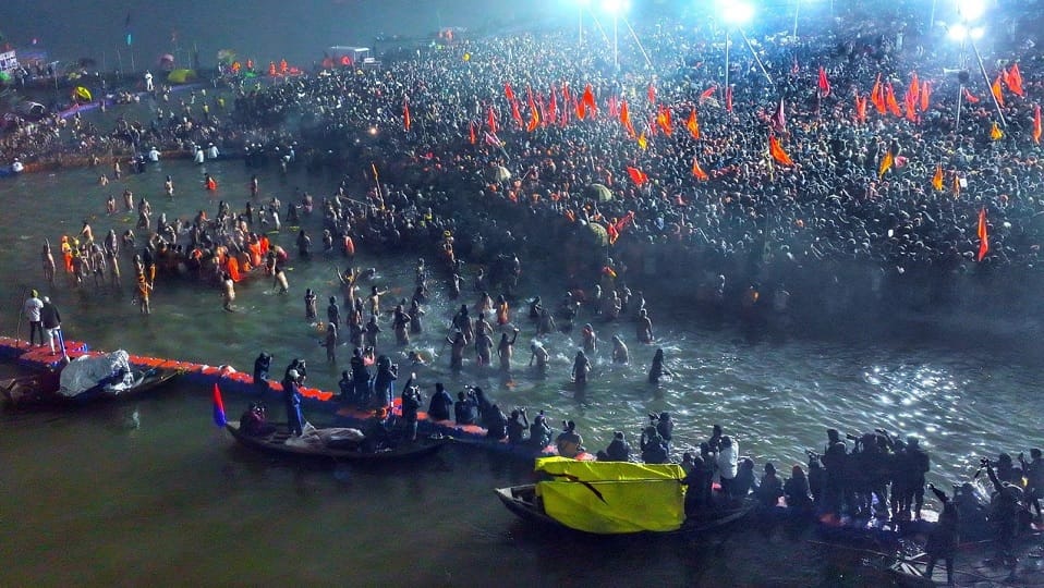 Mahakumbh 2025 First Amrit Snan Naga Sadhus of Mahanirvani Take the First Dip