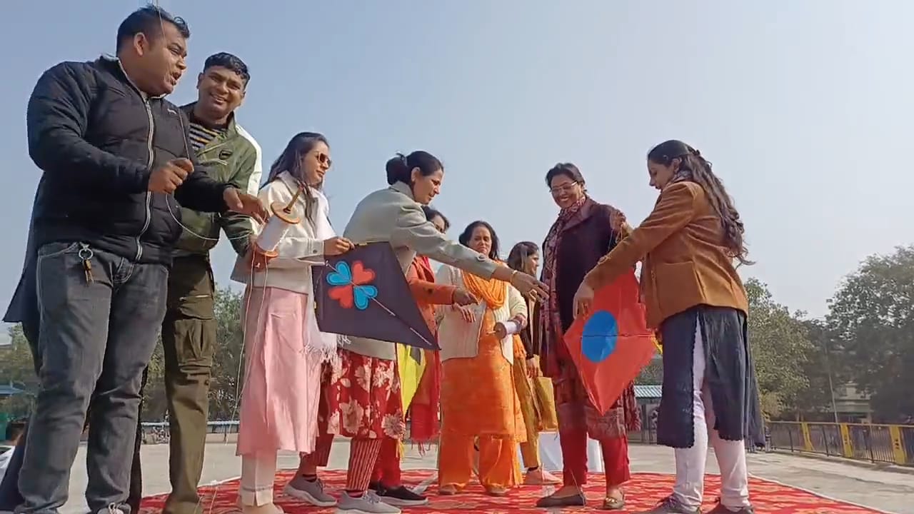 Kite festival organized at Gandhi Maidan on Makar Sankranti