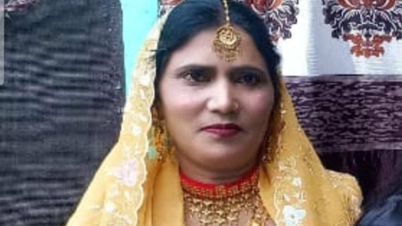 Bareilly Car Accident Son and daughter died on the first death anniversary of their father