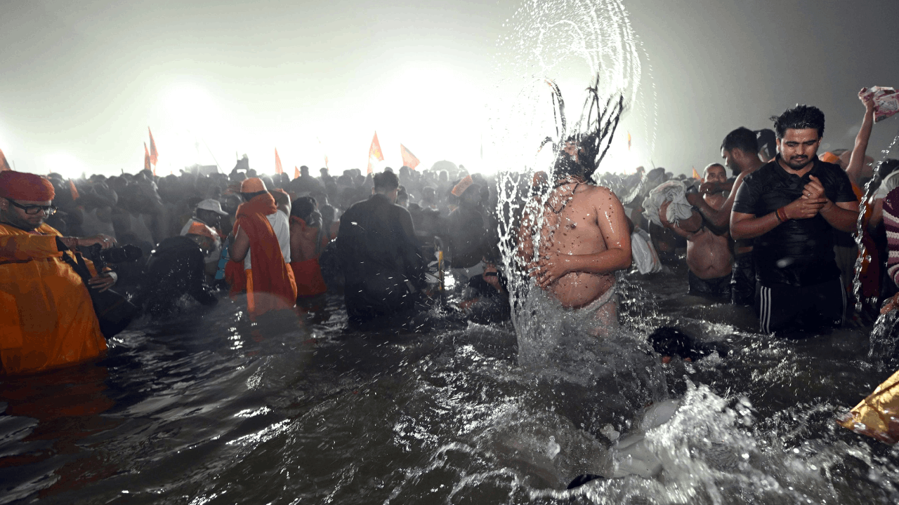 Maha Kumbh 2025: Such an amazing army of Nagas and Sadhus why is it not visible outsidespiritual journey