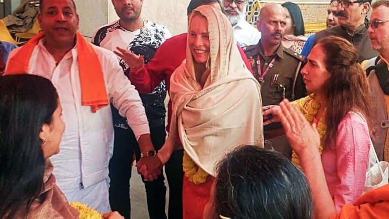 Mahakumbh: Lauren Jobs returned without taking a dip in Sangam, Kalpavas broken