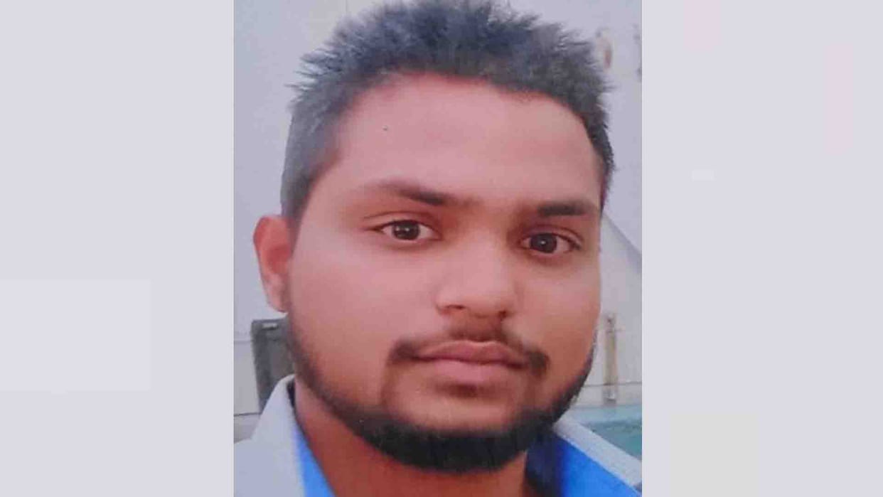 Farrukhabad: The body of a school clerk who slept with a heater on was found