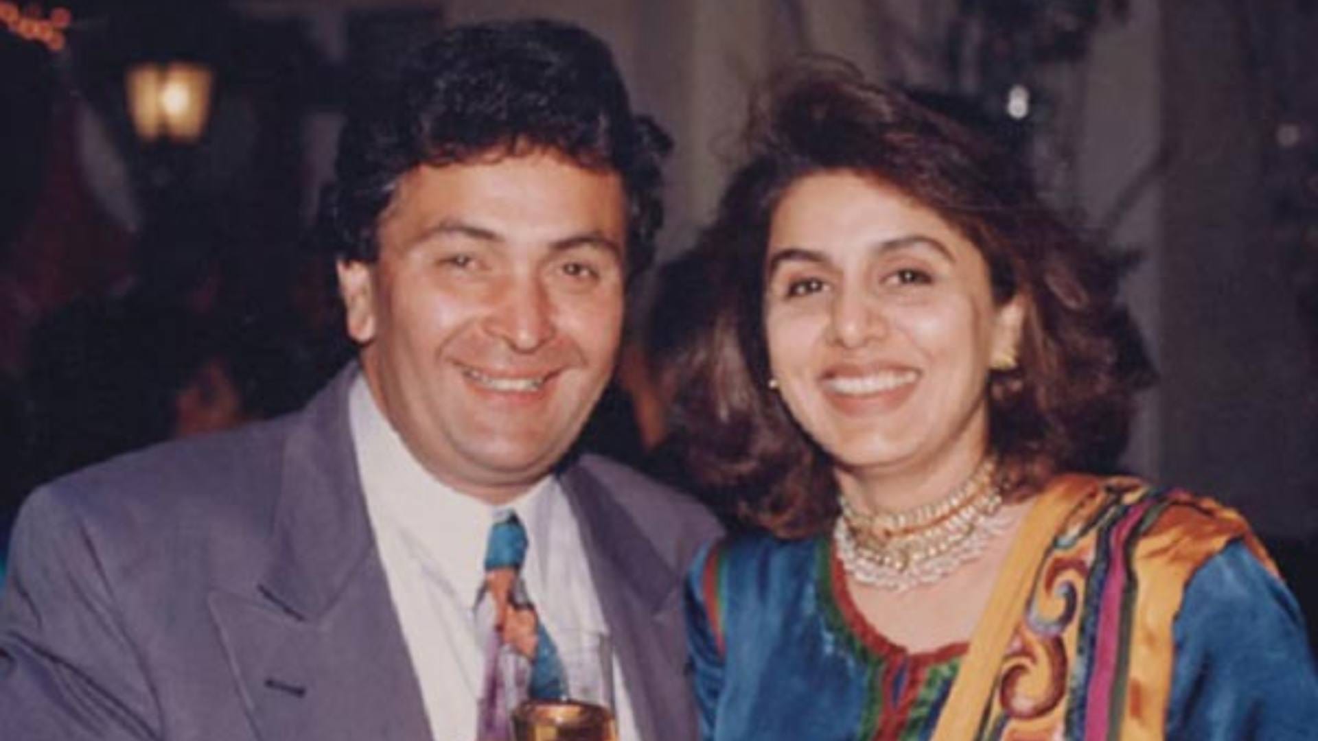 Flashback when Rishi Kapoor and Neetu Kapoor fainted in their wedding got Stones And Slippers As Gifts