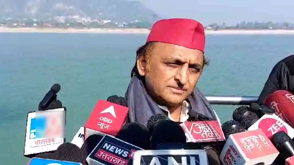 Haridwar News Akhilesh Yadav called Congress weak in Delhi said Also about India alliance