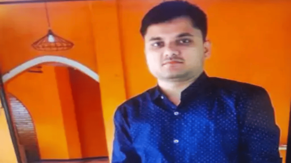 indore news dumper bike accident