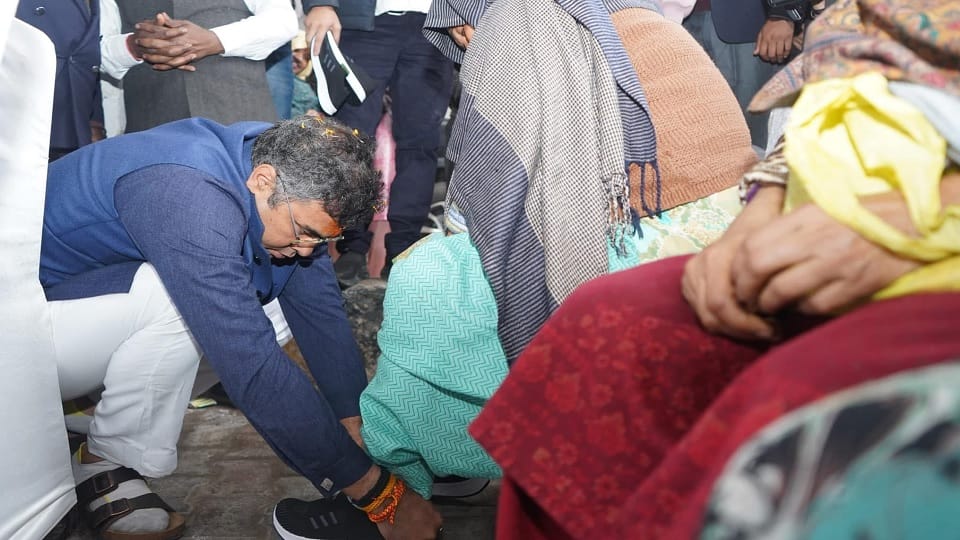 Delhi Election 2025 Report filed against BJP candidate Pravesh Verma for distributing shoes