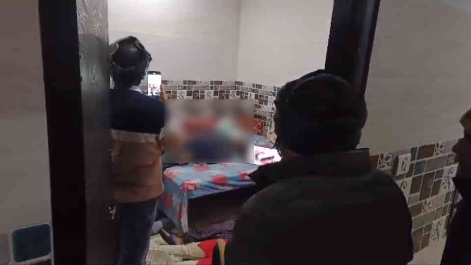Uttarakhand News four members of family died went to Mehandipur Balaji Hotel Room Number 119