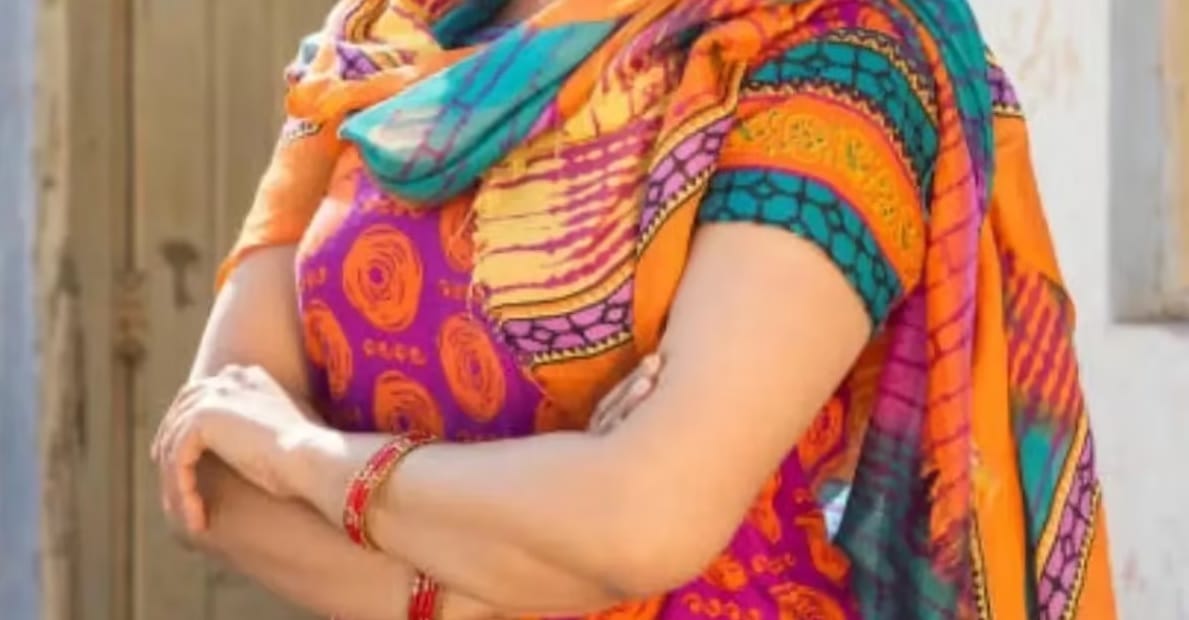Wife turns back after getting government job school manager says she is asking for Rs 1 crore to live with him