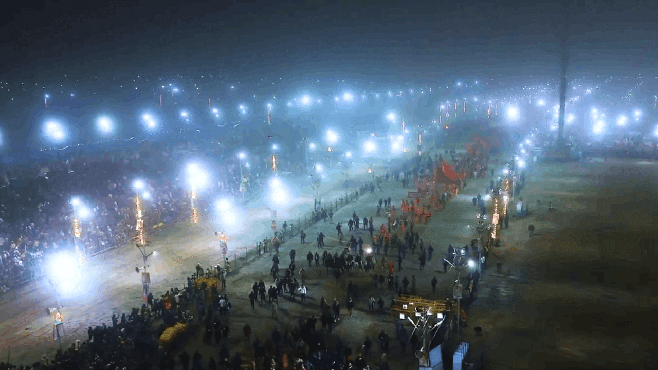 Mahakumbh Prayagraj 2025 Live Updates Devotees Sangam Ghats Snan Maha